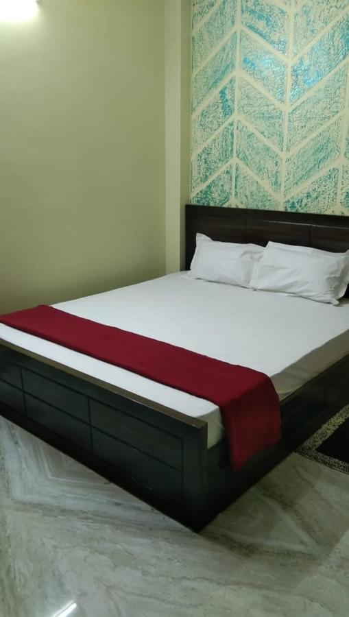 Dubby Indian Hotel Inn ! Purî Extérieur photo