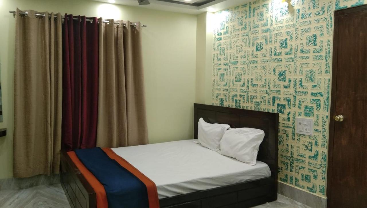 Dubby Indian Hotel Inn ! Purî Extérieur photo